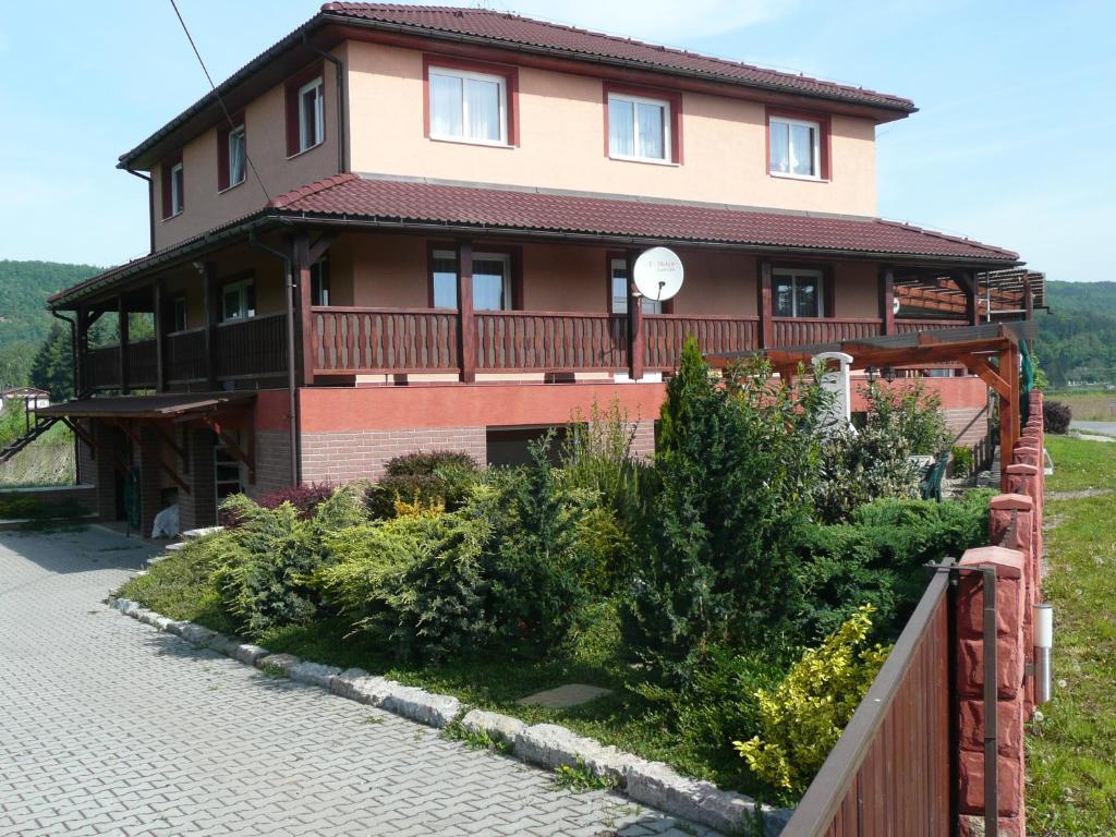 Penzion U Tulaka Dobřichovice Екстериор снимка